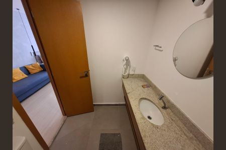 Banheiro de apartamento para alugar com 1 quarto, 34m² em Centro, Rio de Janeiro