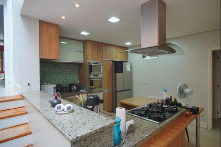 Casa para alugar com 420m², 3 quartos e 2 vagasCozinha