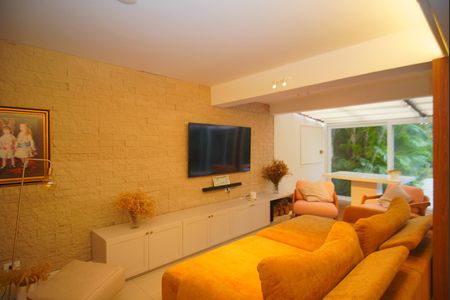 Casa para alugar com 420m², 3 quartos e 2 vagasSalão de Festas