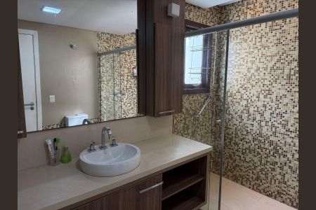 Casa para alugar com 420m², 3 quartos e 2 vagasBanheiro da Suíte