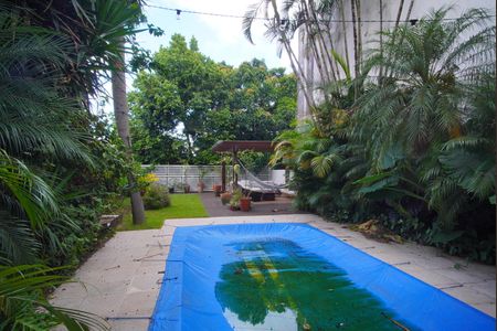 Casa para alugar com 420m², 3 quartos e 2 vagasPiscina