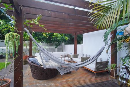 Casa para alugar com 420m², 3 quartos e 2 vagasQuintal