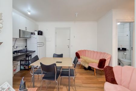 Apartamento à venda com 35m², 2 quartos e sem vaga Apartamento à venda com 35m², 2 quartos e sem vagaSala