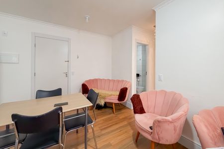 Apartamento à venda com 35m², 2 quartos e sem vaga Apartamento à venda com 35m², 2 quartos e sem vagaSala