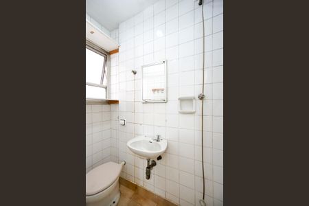 Apartamento para alugar com 72m², 2 quartos e sem vagaBanheiro de serviço