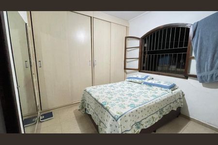 Foto 29 de casa à venda com 3 quartos, 250m² em Jardim dos Camargos, Barueri