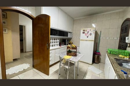 Casa à venda com 250m², 3 quartos e 4 vagas Casa à venda com 250m², 3 quartos e 4 vagasFoto 34