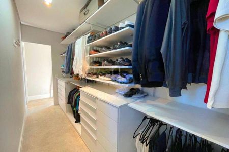 Casa à venda com 700m², 5 quartos e 6 vagas