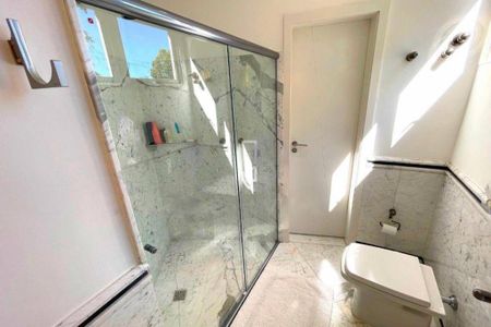 Casa à venda com 700m², 5 quartos e 6 vagas