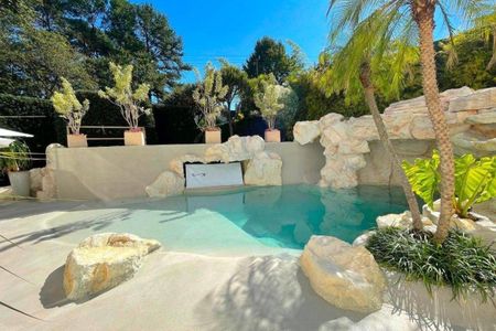 Casa à venda com 700m², 5 quartos e 6 vagas