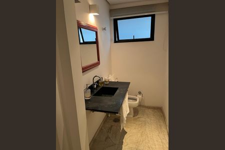 Apartamento à venda com 3 quartos, 200m² em Santa Cecilia, São Paulo