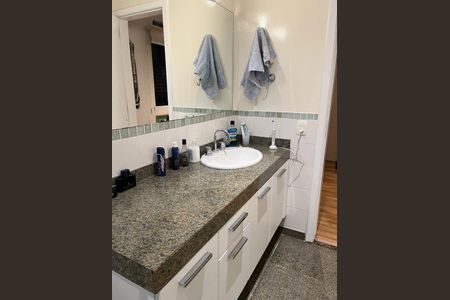 Apartamento à venda com 3 quartos, 200m² em Santa Cecilia, São Paulo