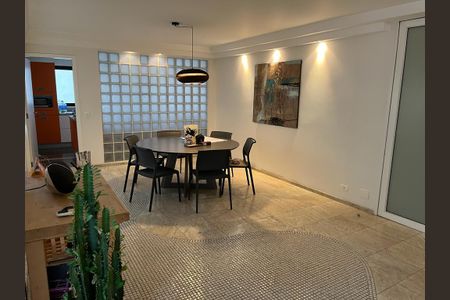 Apartamento à venda com 3 quartos, 200m² em Santa Cecilia, São Paulo