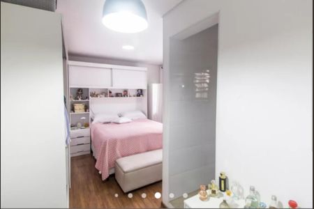 Foto 04 de casa à venda com 4 quartos, 200m² em Jardim Tupanci, Barueri