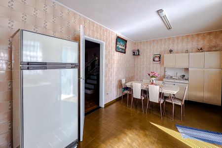 Casa para alugar com 254m², 3 quartos e 5 vagas Casa para alugar com 254m², 3 quartos e 5 vagasCozinha