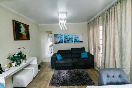 Casa para alugar com 250m², 3 quartos e 2 vagasSala 1