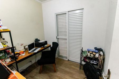 Casa para alugar com 250m², 3 quartos e 2 vagasEscritório