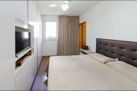 Apartamento à venda com 121m², 3 quartos e 3 vagasSuíte