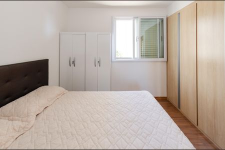 Apartamento à venda com 121m², 3 quartos e 3 vagasQuarto 2