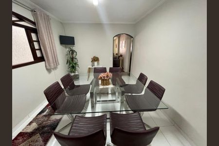 Foto 15 de casa à venda com 3 quartos, 242m² em Vila Barros, Barueri