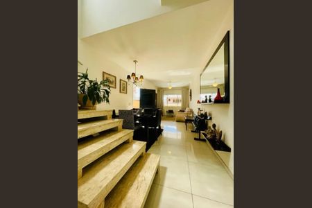 Casa à venda com 125m², 3 quartos e 2 vagasFoto 02