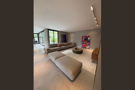 Casa de condomínio à venda com 320m², 4 quartos e 4 vagasFoto 04