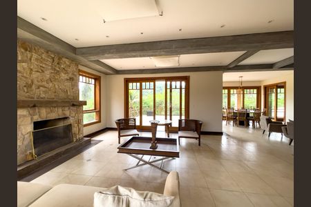 Casa de condomínio à venda com 663m², 5 quartos e 8 vagasFoto 04