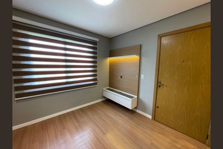 Apartamento para alugar com 2 quartos, 58m² em Vila Nova, Novo Hamburgo