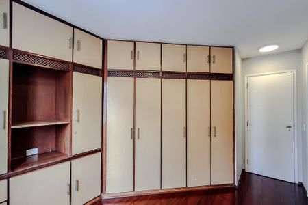 Apartamento à venda com 85m², 3 quartos e 2 vagasQuarto 3 - Suíte