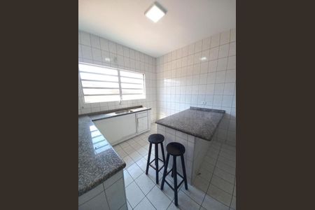 Casa à venda com 214m², 3 quartos e sem vagaFoto 05