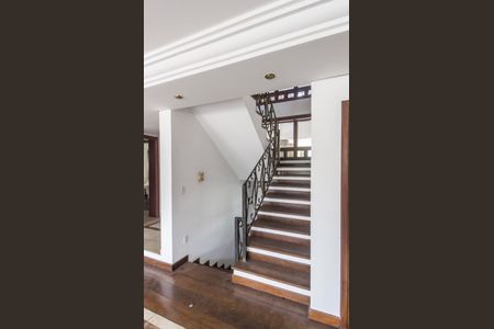 Casa de condomínio à venda com 337m², 4 quartos e 4 vagas Casa de condomínio à venda com 337m², 4 quartos e 4 vagasFoto 09