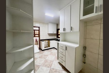 Casa à venda com 195m², 3 quartos e 2 vagas Casa à venda com 195m², 3 quartos e 2 vagasFoto 13