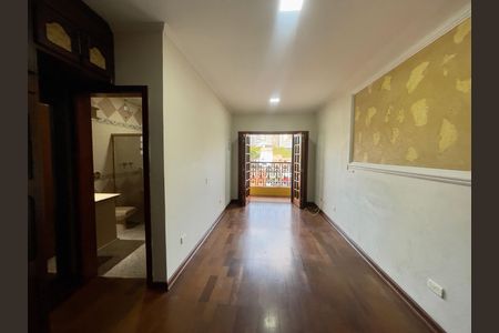 Casa à venda com 195m², 3 quartos e 2 vagas Casa à venda com 195m², 3 quartos e 2 vagasFoto 28