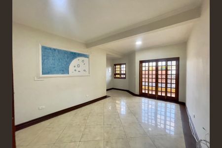 Foto 04 de casa à venda com 3 quartos, 195m² em Jardim dos Camargos, Barueri