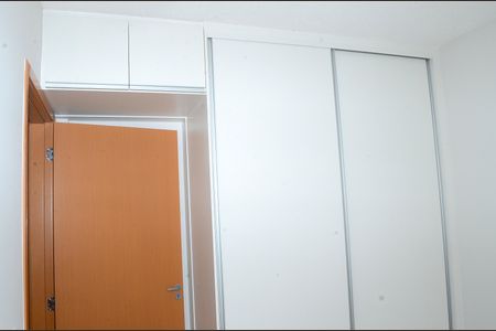 Quarto 1 de apartamento à venda com 2 quartos, 49m² em Pousada Santo Antonio, Belo Horizonte