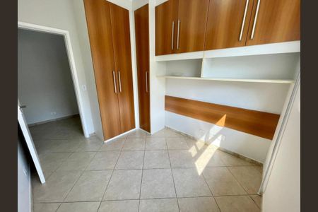 Foto 10 de casa de condomínio à venda com 3 quartos, 91m² em Jardim Tupanci, Barueri