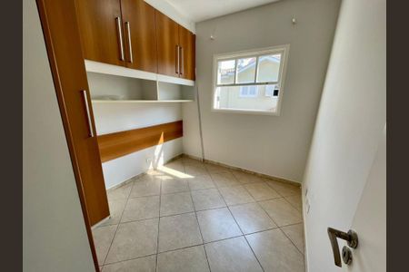 Foto 09 de casa de condomínio à venda com 3 quartos, 91m² em Jardim Tupanci, Barueri