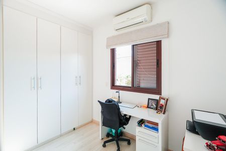 Casa de condomínio à venda com 180m², 3 quartos e 4 vagasFoto 06