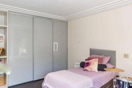 Casa à venda com 5 quartos, 661m² em Tamboré, Santana de Parnaíba