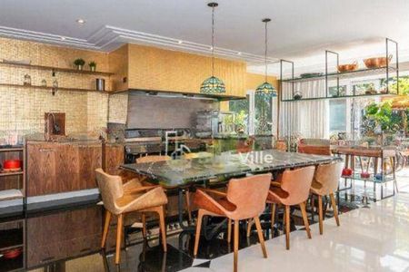 Casa à venda com 5 quartos, 661m² em Tamboré, Santana de Parnaíba