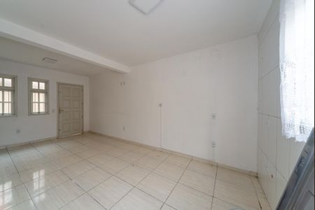 Casa de condomínio para alugar com 55m², 2 quartos e 1 vagaSala/Cozinha