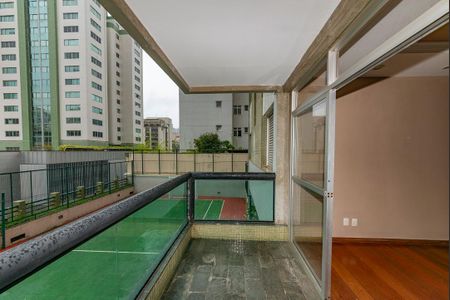 Apartamento à venda com 90m², 3 quartos e 1 vagaVaranda da Sala