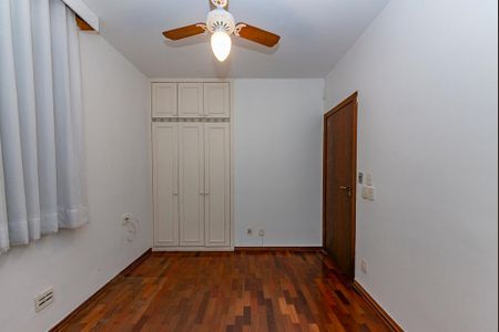 Apartamento à venda com 90m², 3 quartos e 1 vagaQuarto 2