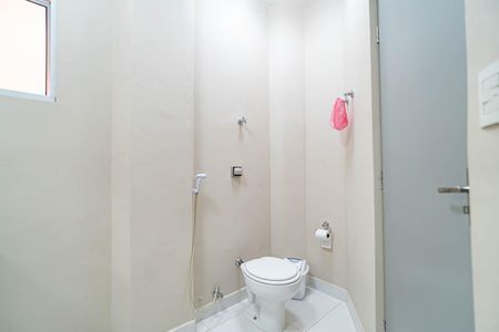 Apartamento à venda com 72m², 1 quarto e sem vaga Apartamento à venda com 72m², 1 quarto e sem vagaBanheiro da Suíte