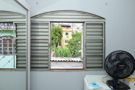 Casa para alugar com 100m², 4 quartos e 2 vagasQuarto 1