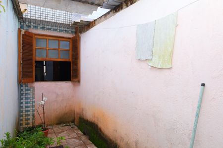 Casa para alugar com 100m², 4 quartos e 2 vagasQuintal