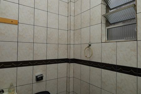 Casa para alugar com 100m², 4 quartos e 2 vagasBanheiro 1