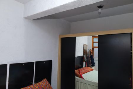 Casa para alugar com 100m², 4 quartos e 2 vagasEdícula - Quarto
