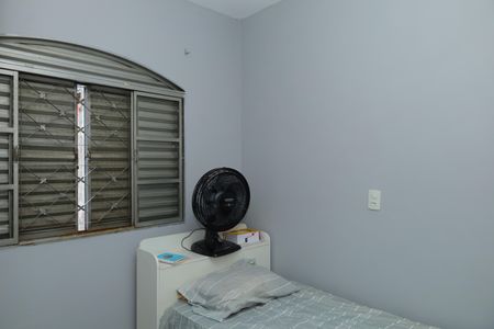 Casa para alugar com 100m², 4 quartos e 2 vagasQuarto 1