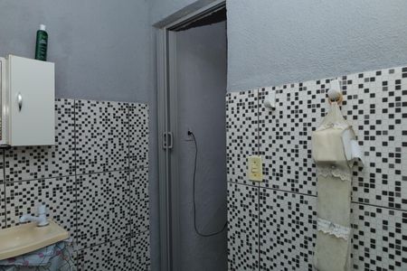 Casa para alugar com 100m², 4 quartos e 2 vagasEdícula - Banheiro